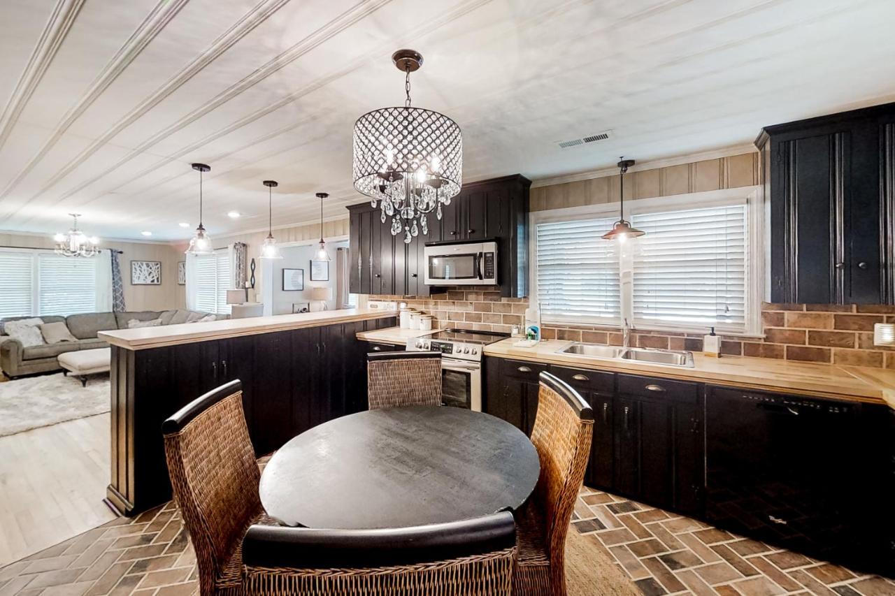 Little River Waterway Cottage Retreat Esterno foto